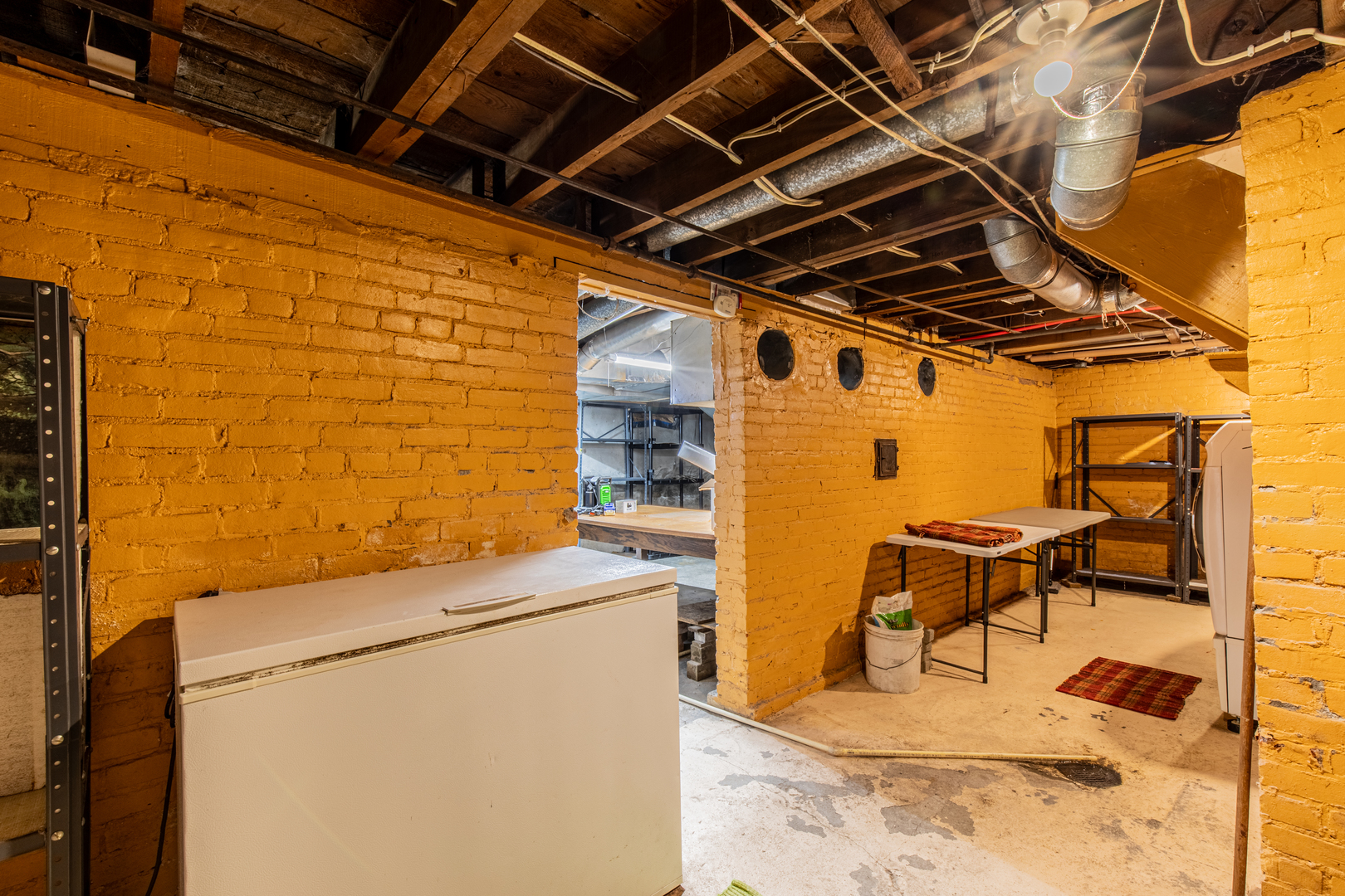 Gallery Image 19