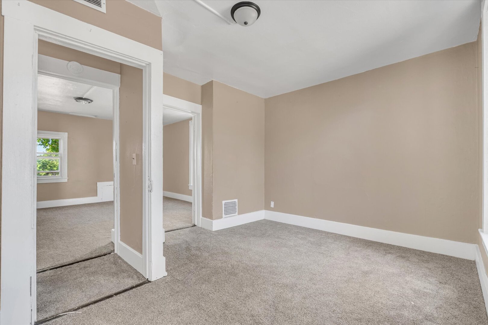 Gallery Image 18