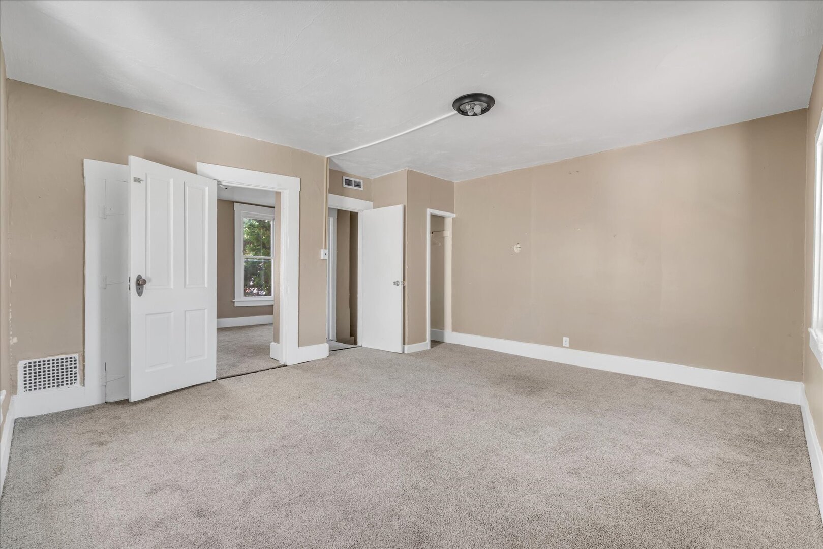 Gallery Image 21