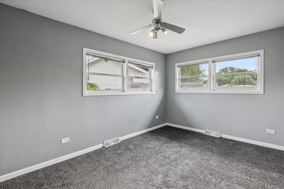 Gallery Image 16