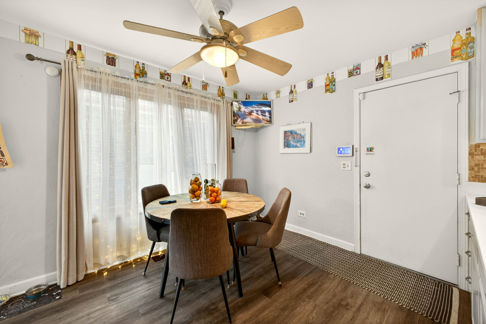 Gallery Image 18