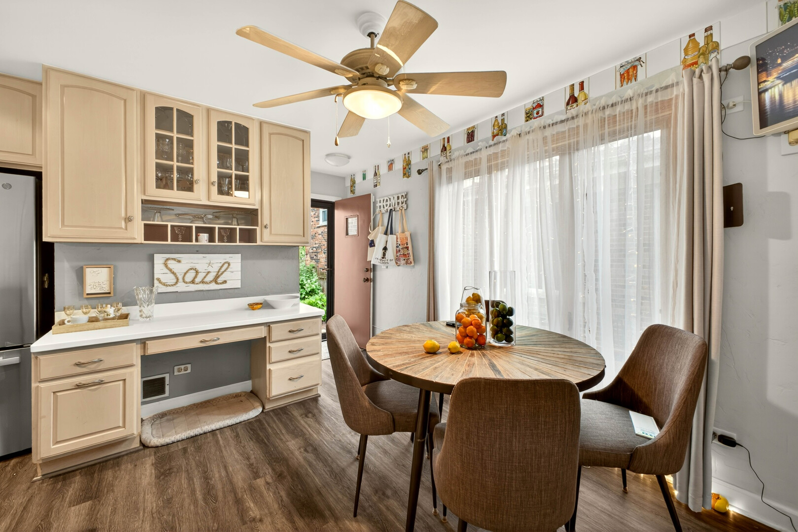 Gallery Image 13