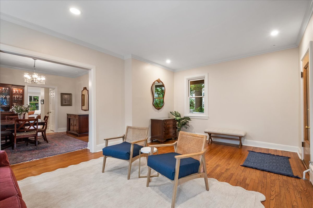 Gallery Image 19