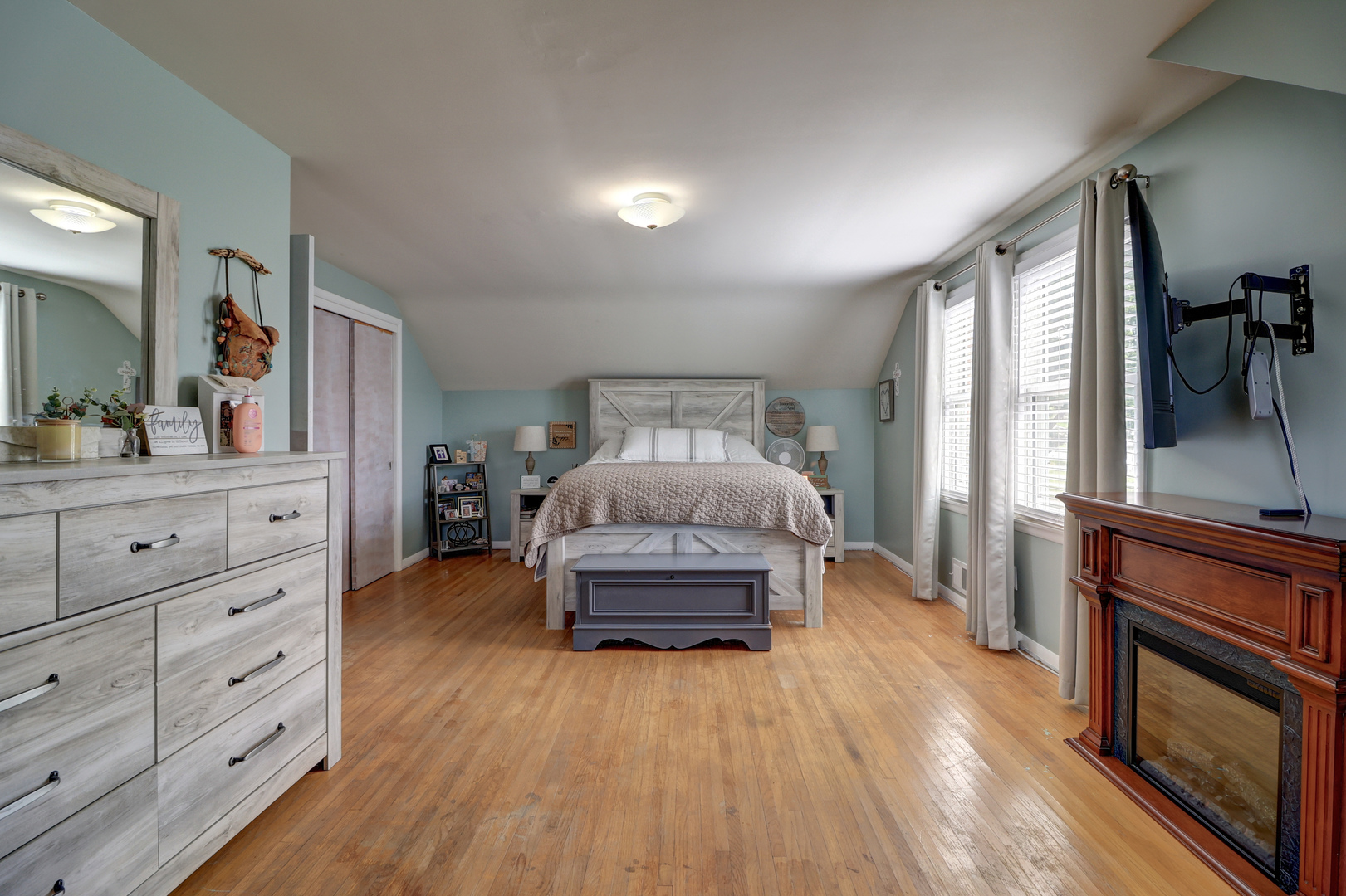 Gallery Image 15