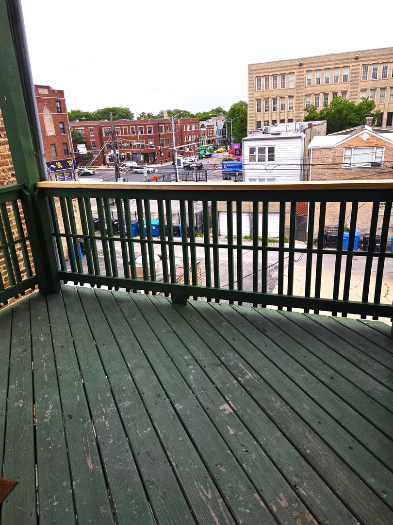 Gallery Image 13