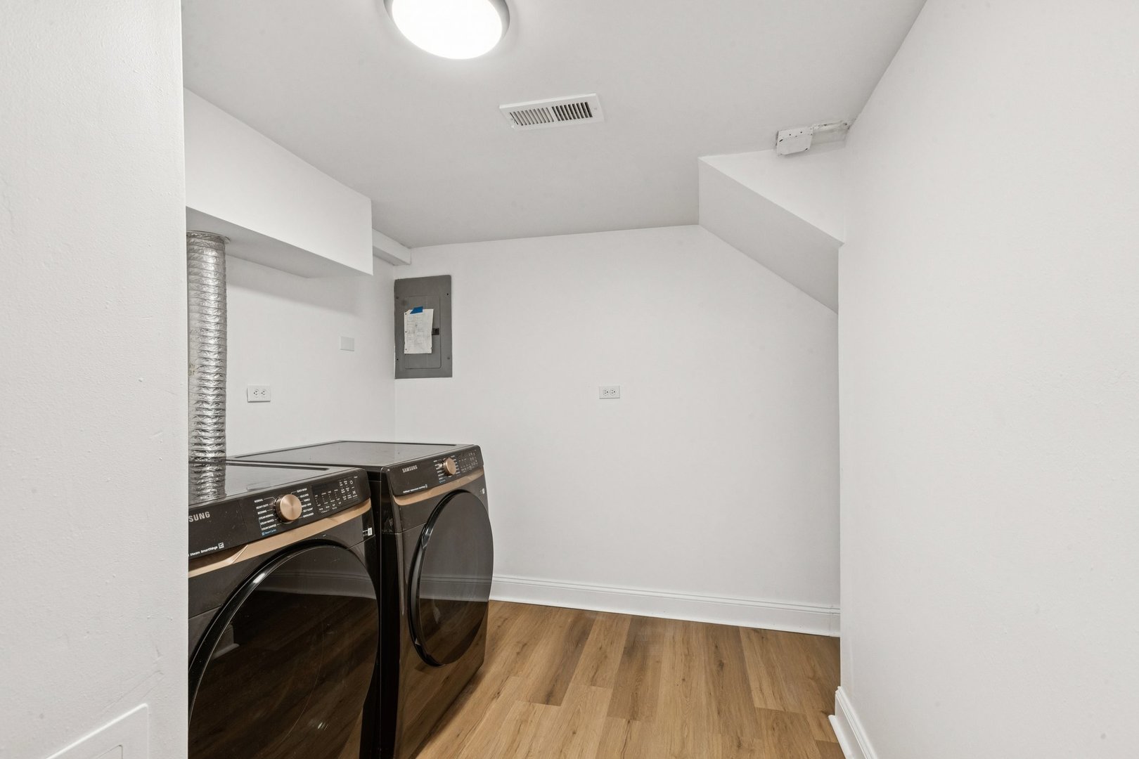 Gallery Image 19