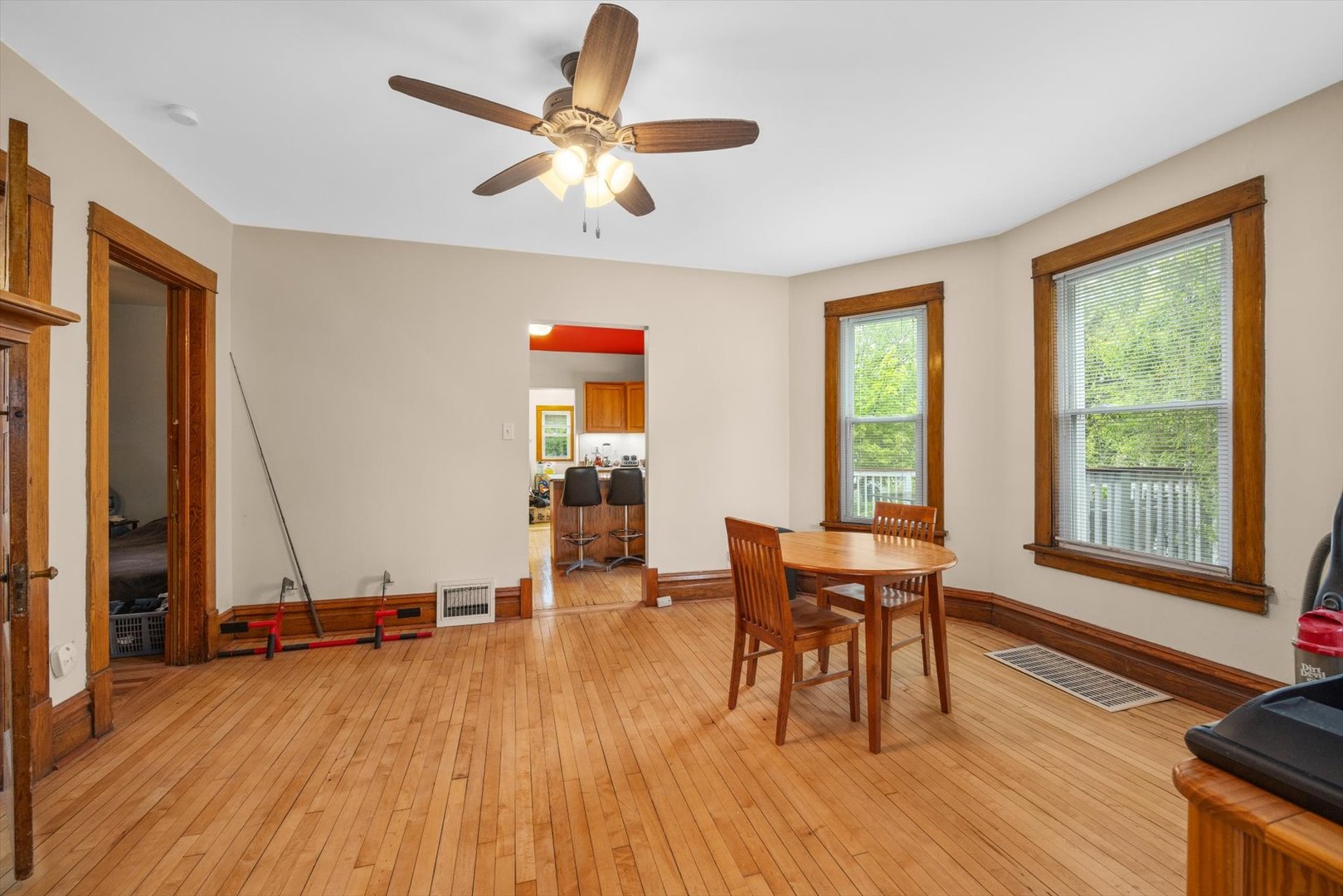 Gallery Image 18
