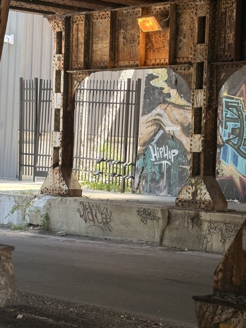 Gallery Image 18