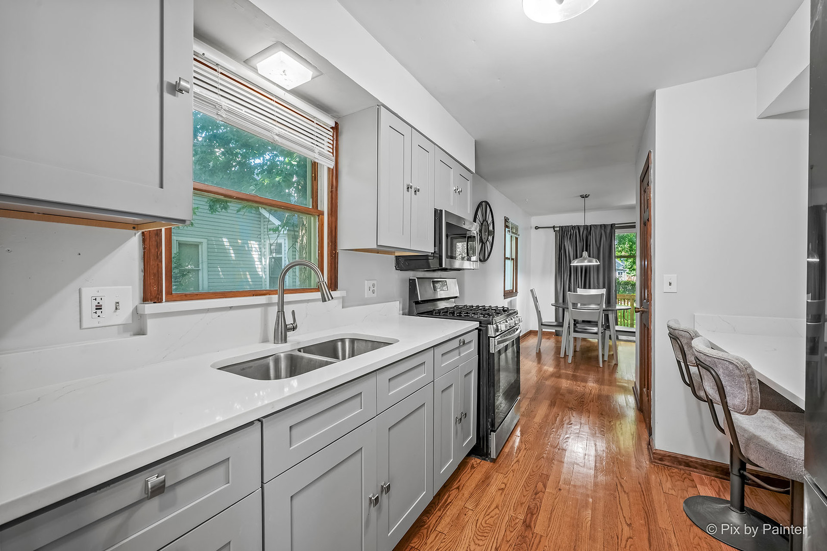Gallery Image 12