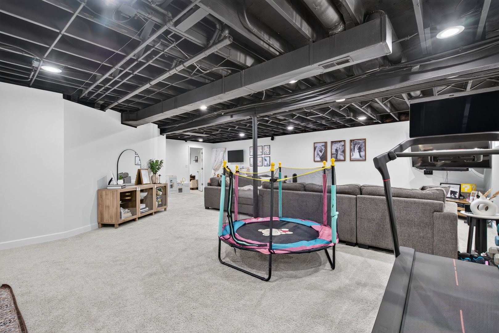 Gallery Image 18