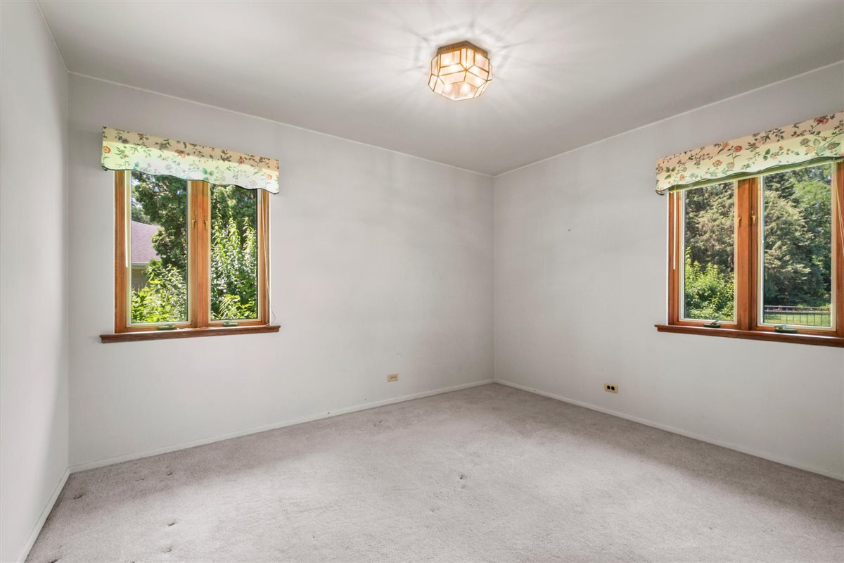 Gallery Image 16