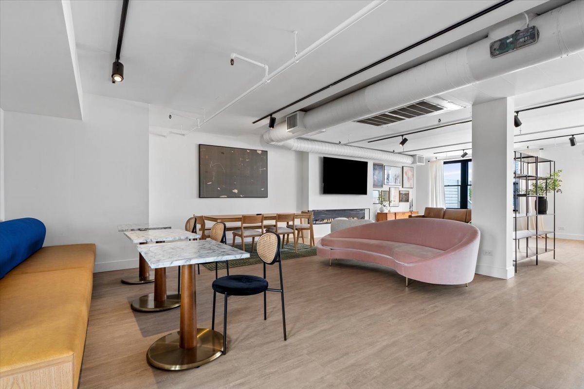 Gallery Image 12