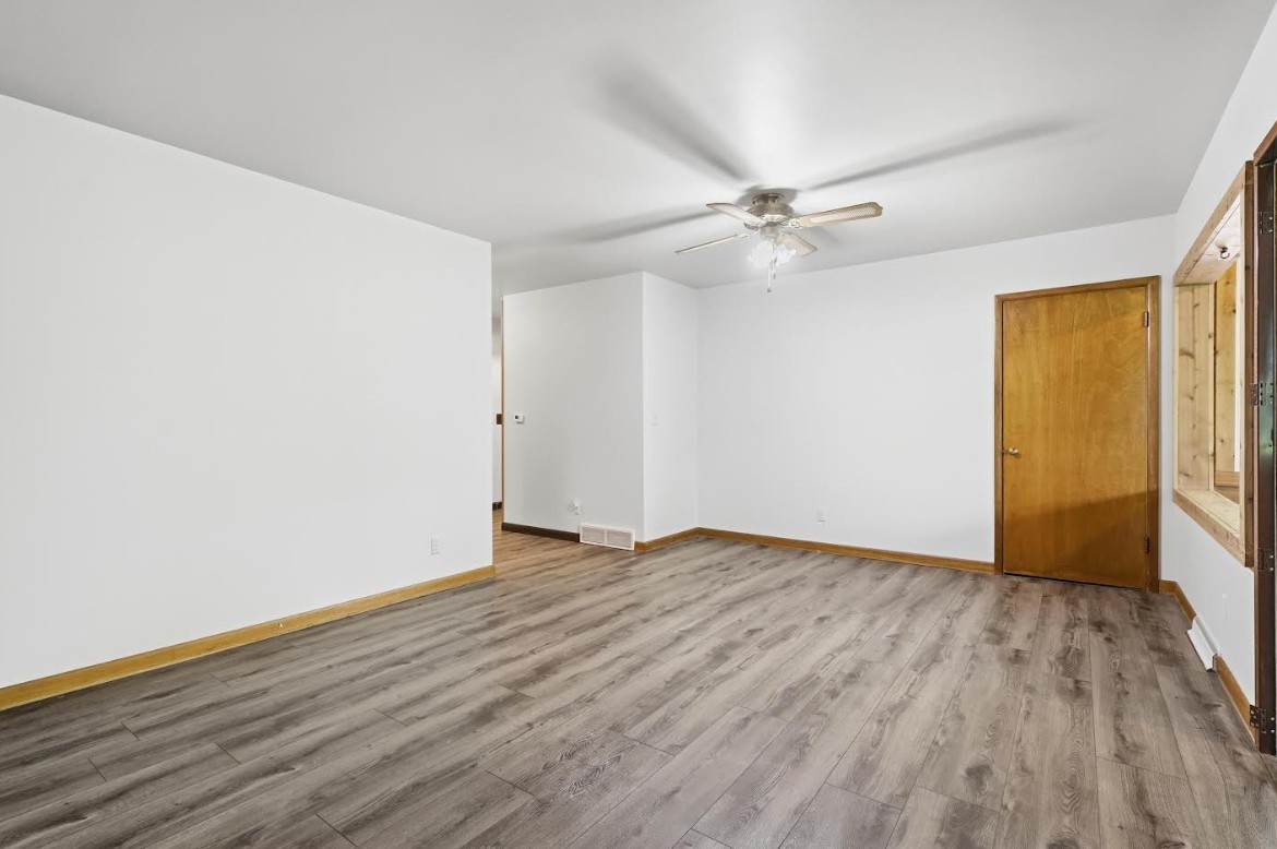 Gallery Image 18
