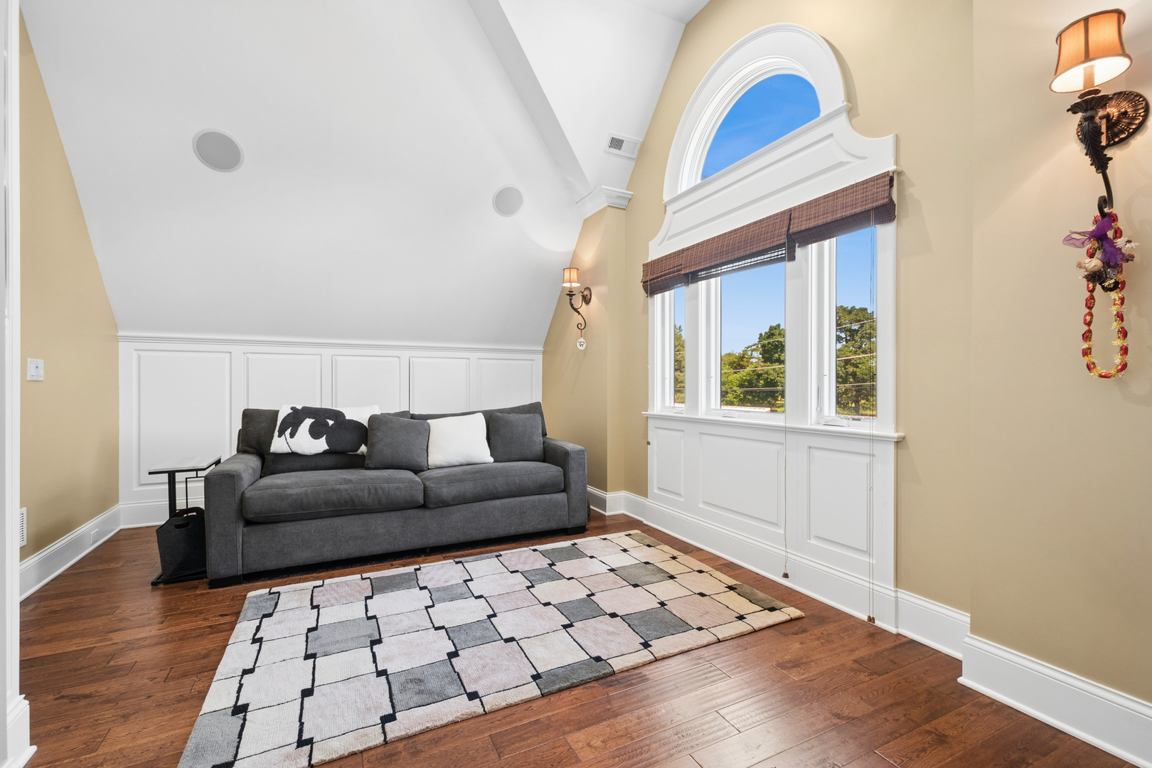 Gallery Image 14