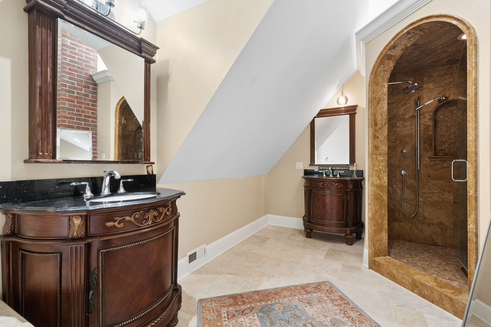 Gallery Image 19