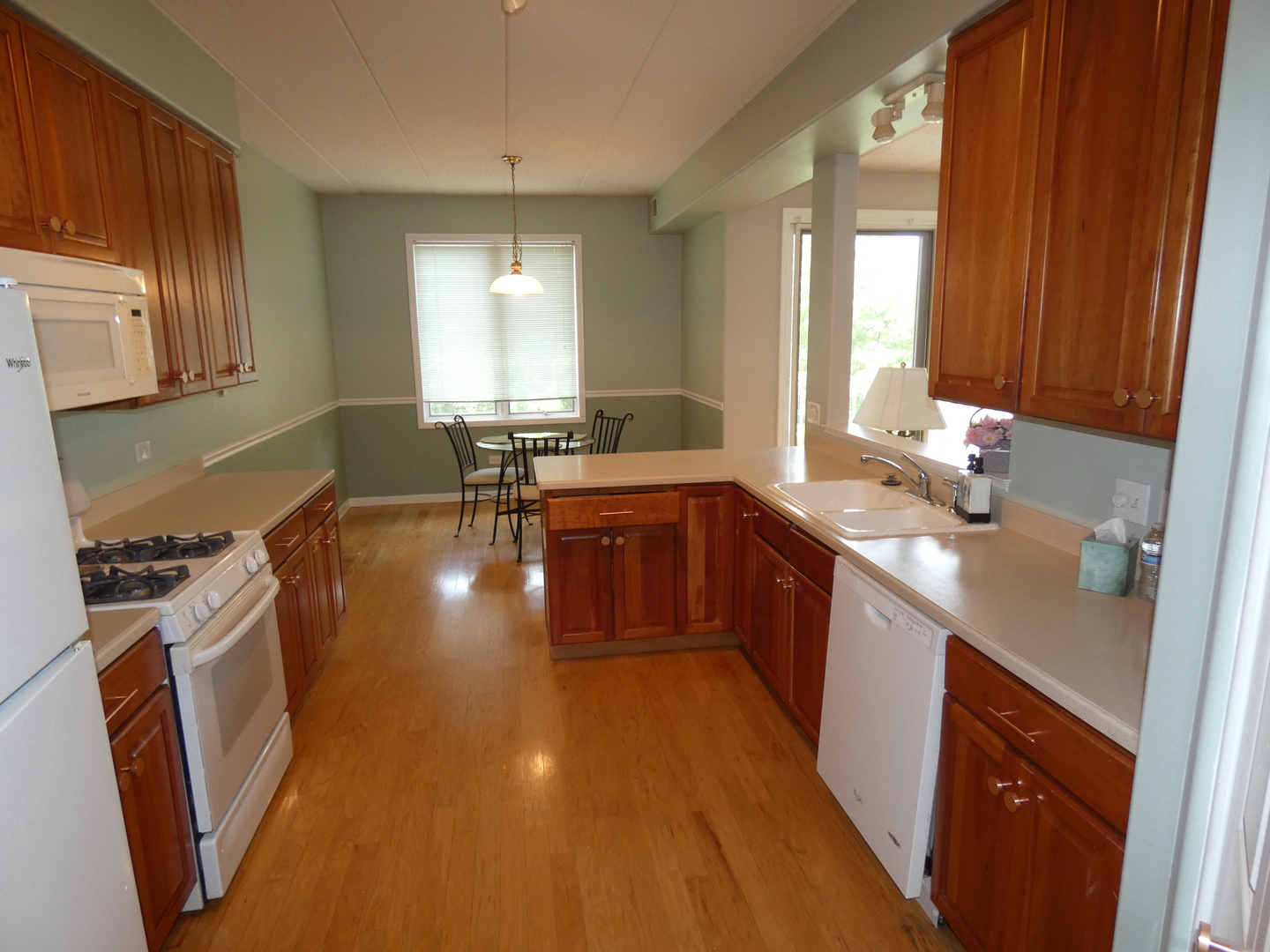 Gallery Image 13