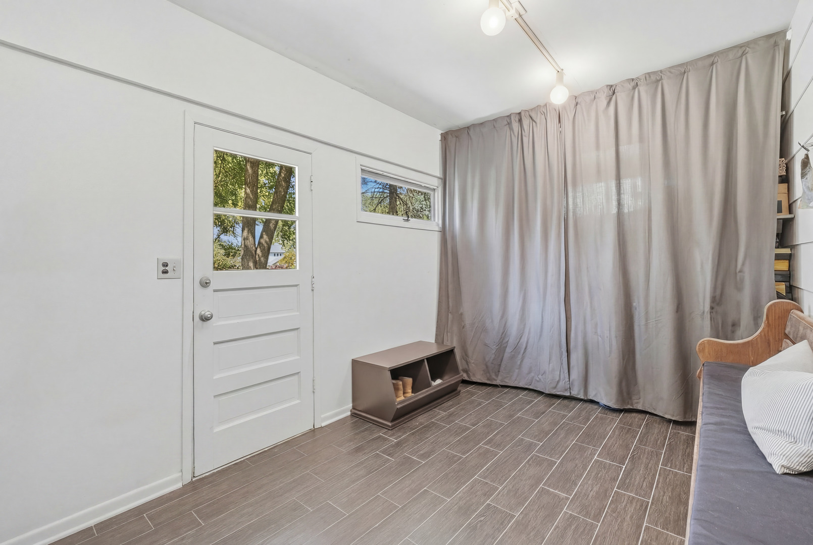Gallery Image 19