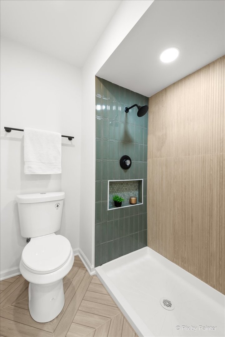 Gallery Image 15