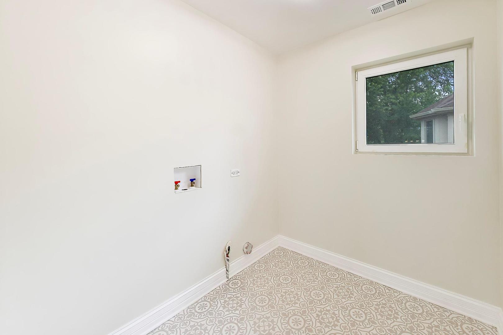 Gallery Image 38