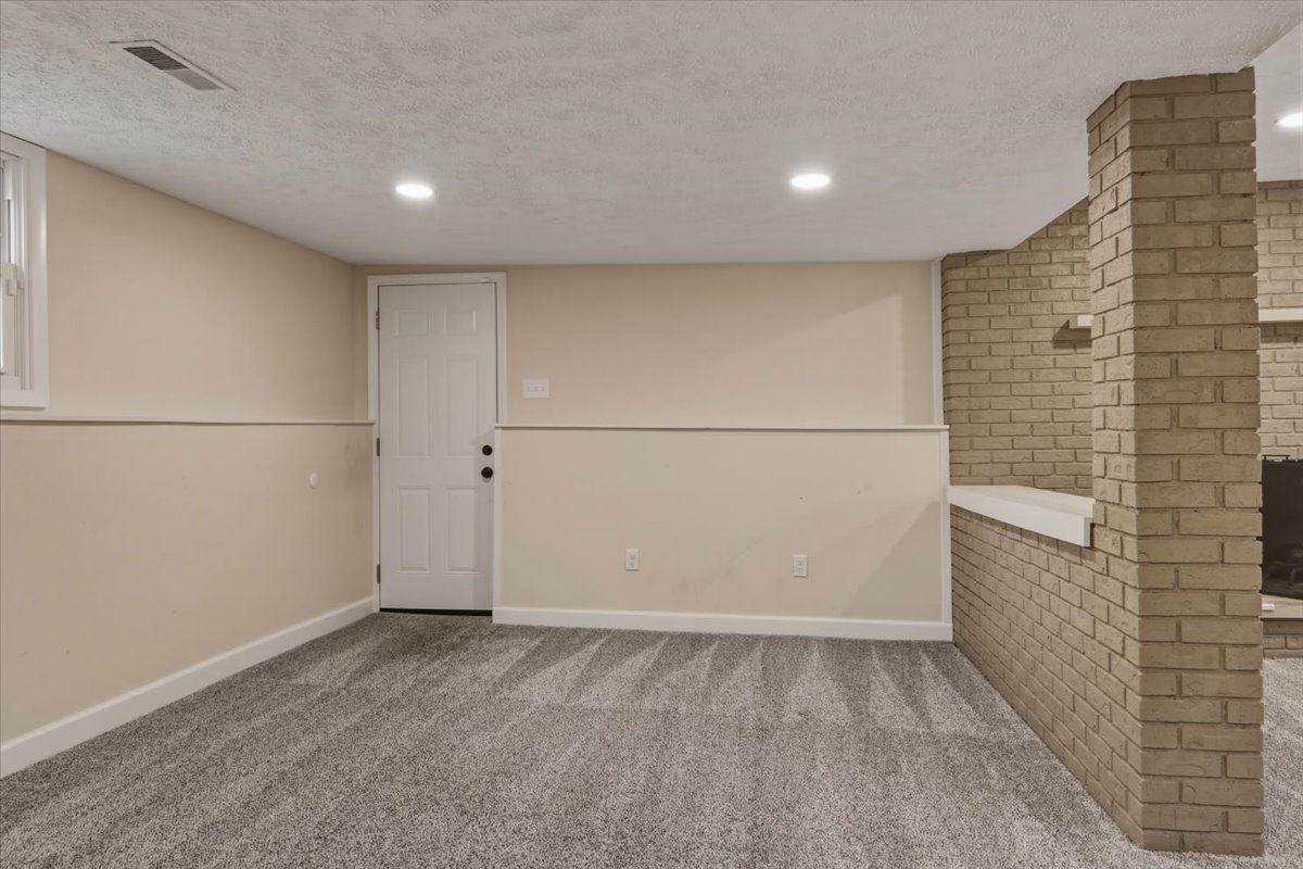 Gallery Image 20