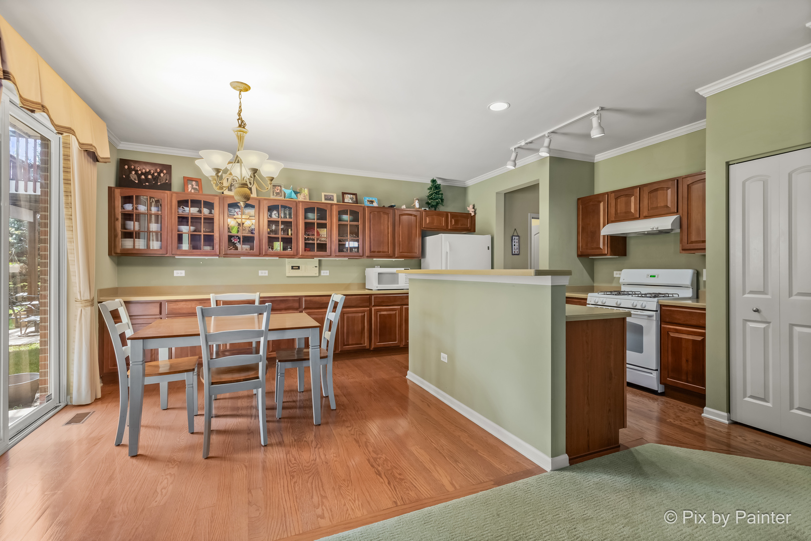 Gallery Image 12