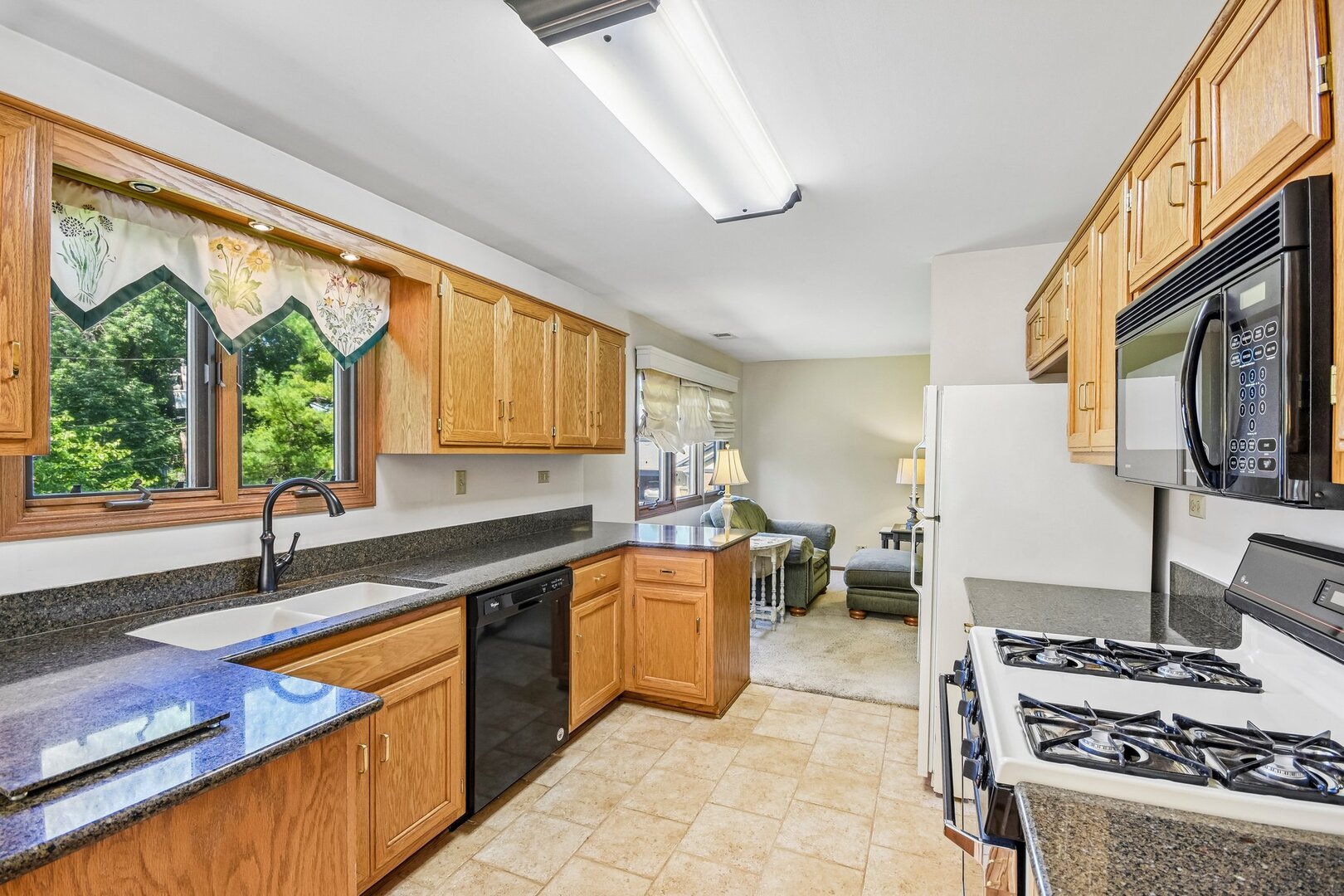 Gallery Image 12