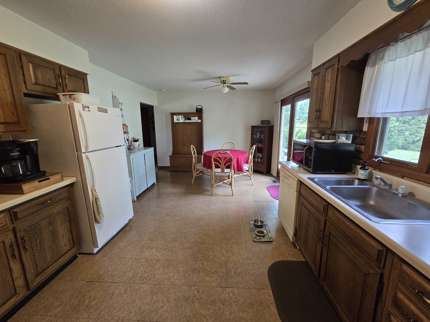 Gallery Image 15