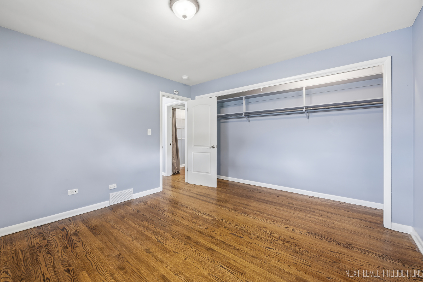 Gallery Image 13