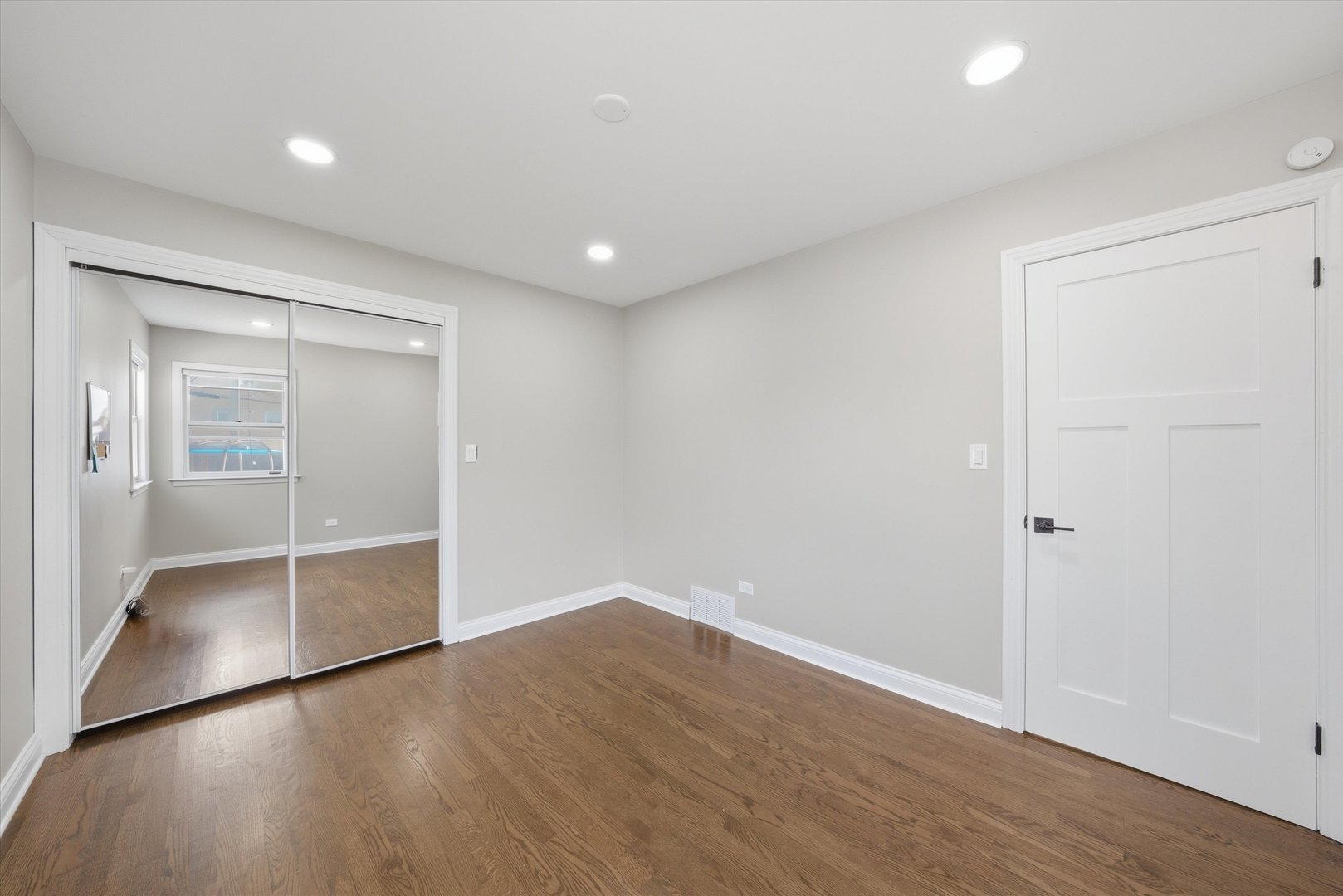 Gallery Image 18