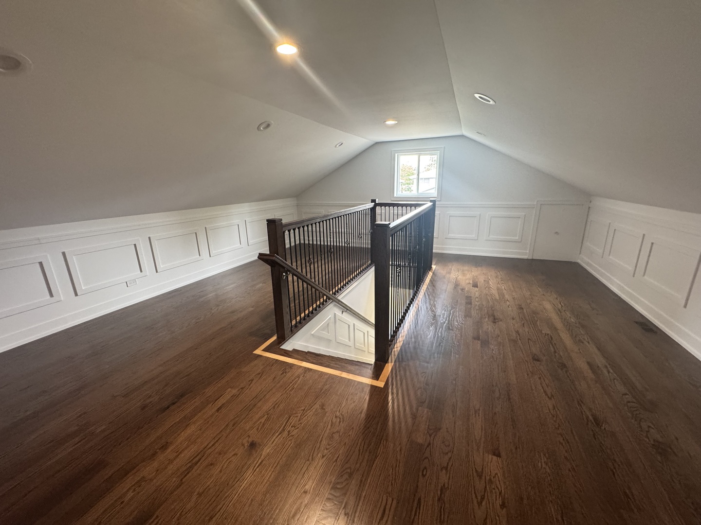Gallery Image 17