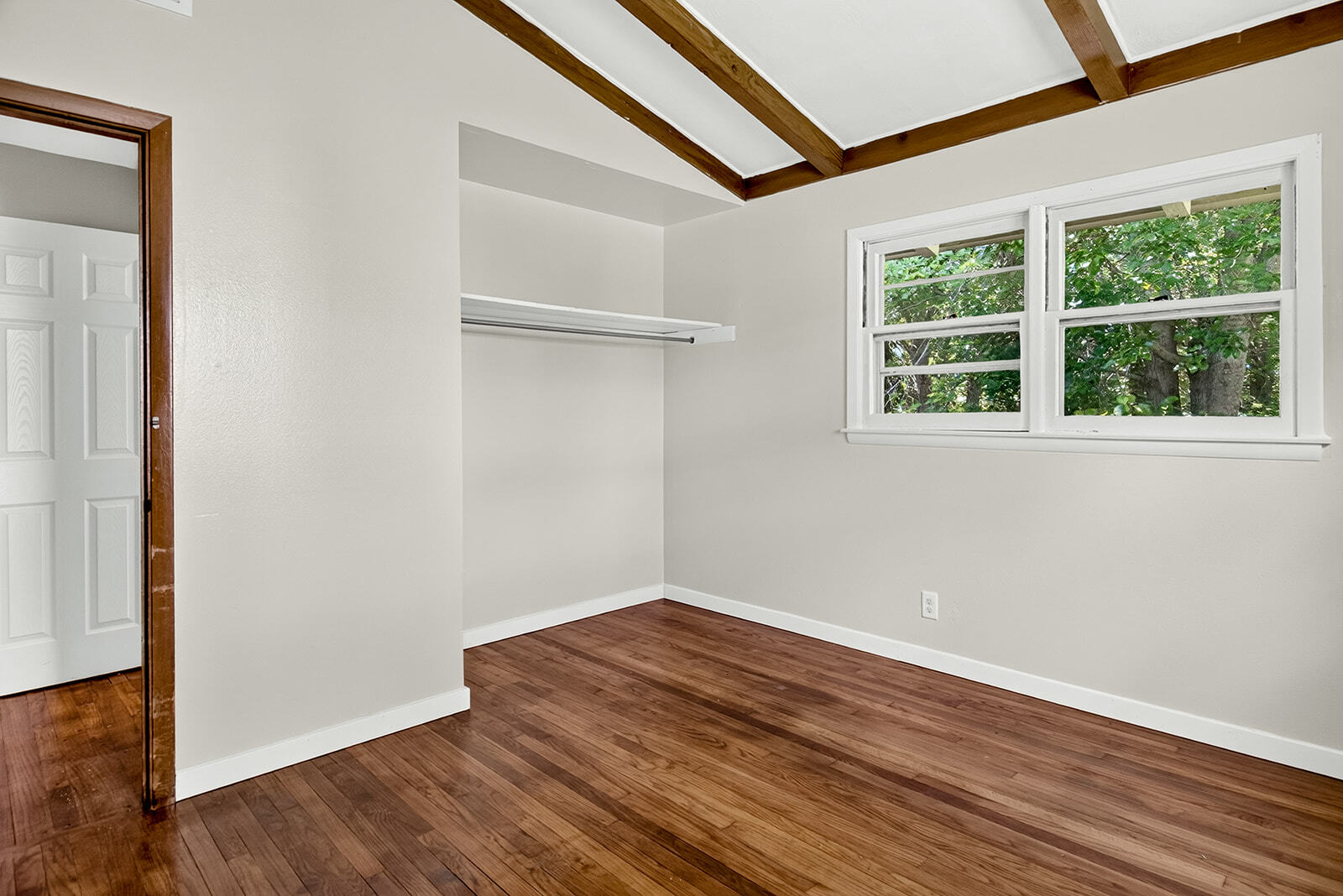 Gallery Image 18