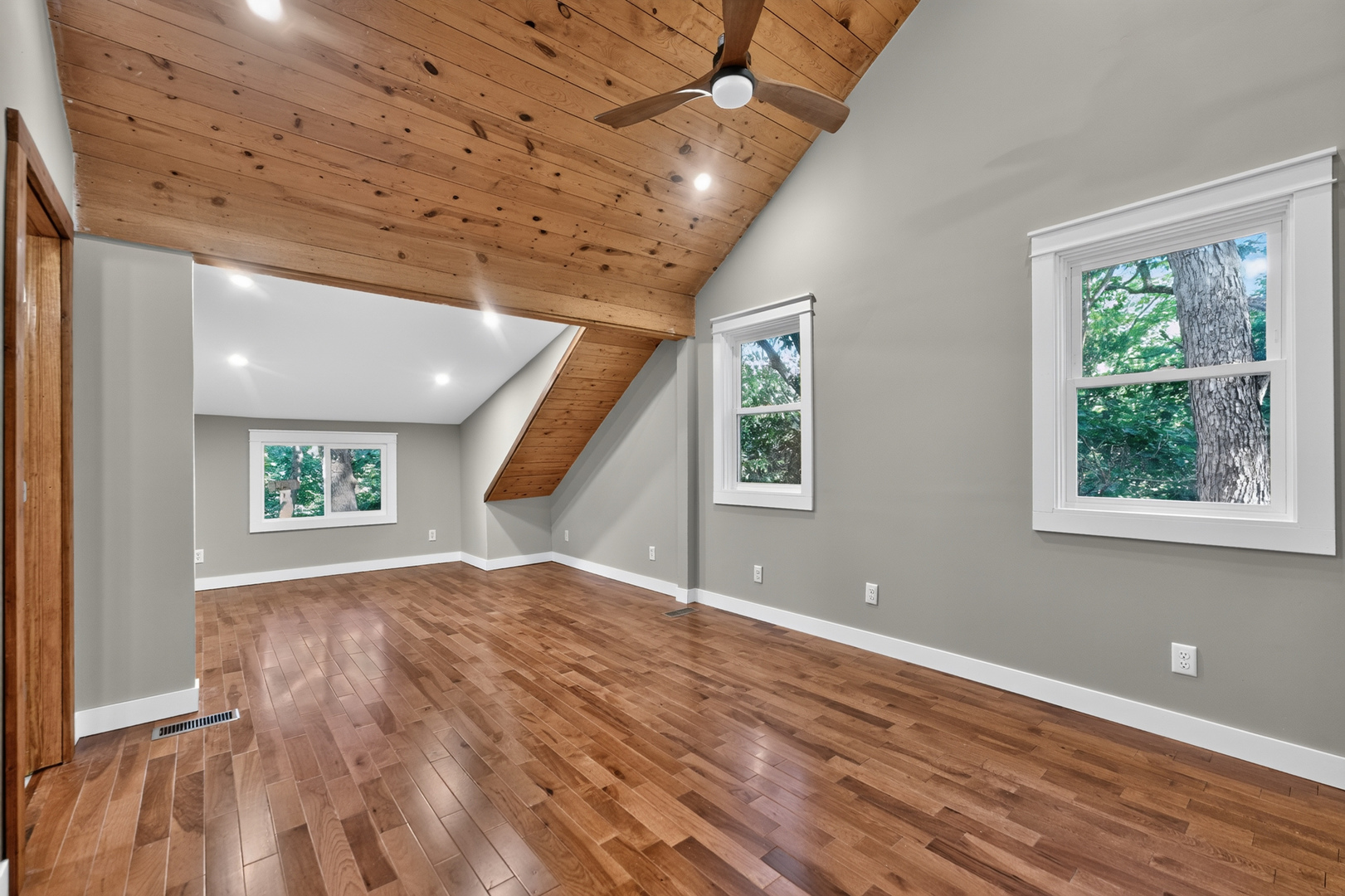 Gallery Image 19