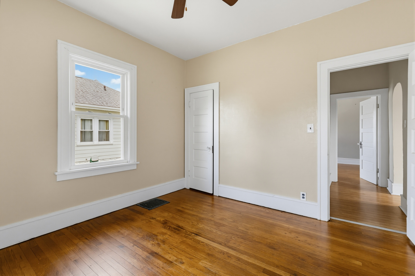 Gallery Image 19