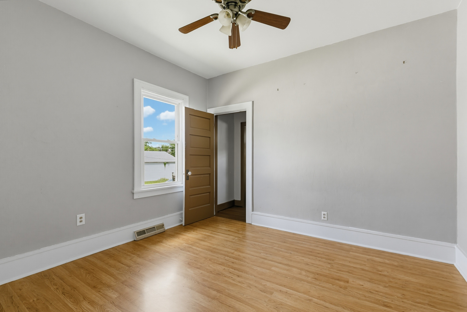 Gallery Image 14