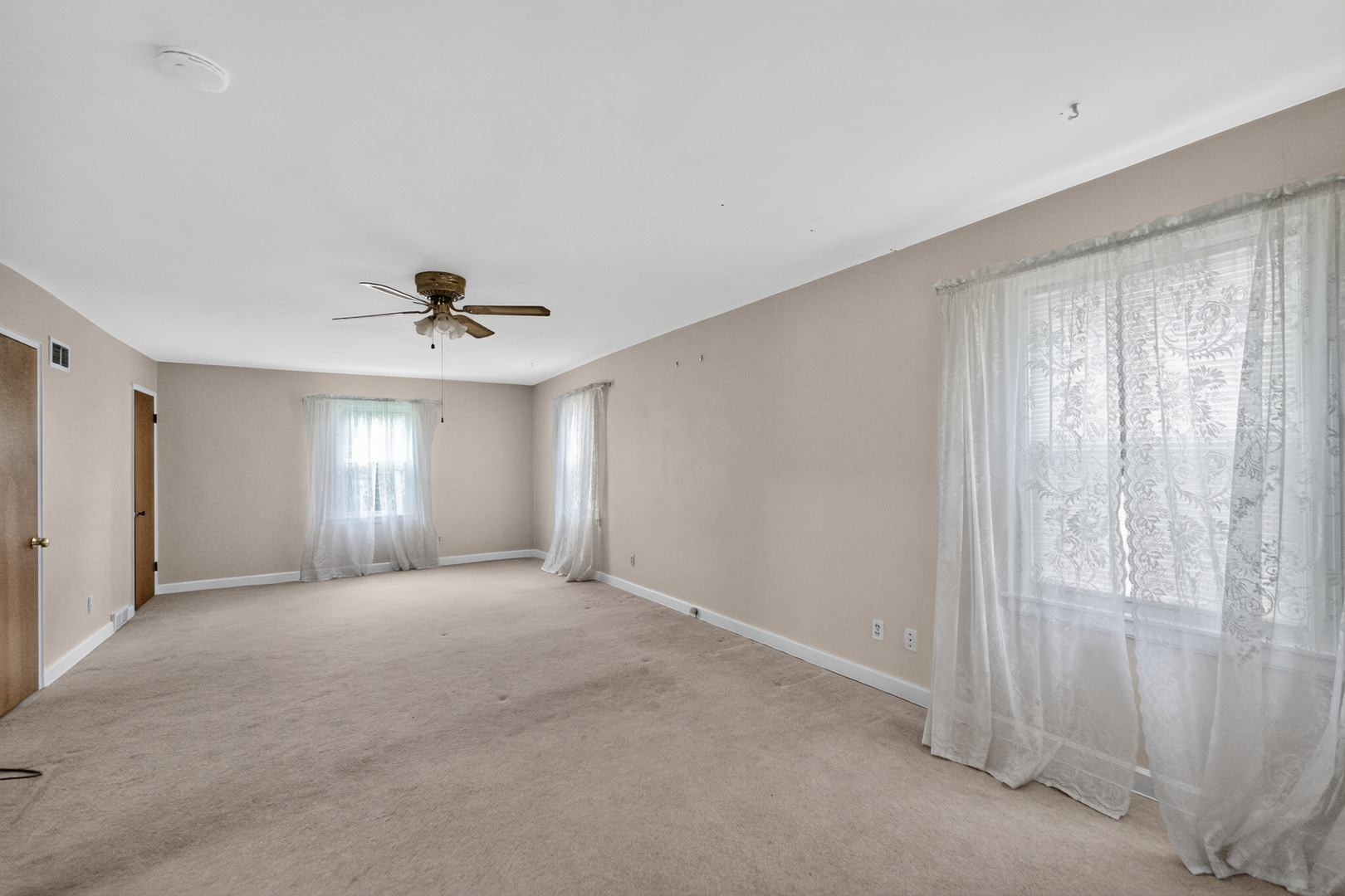 Gallery Image 18