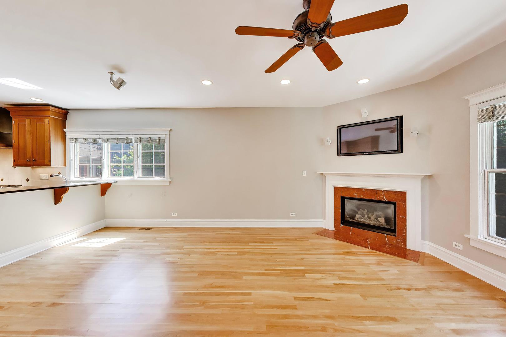 Gallery Image 19