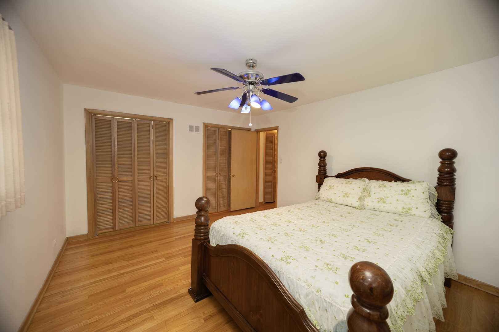 Gallery Image 15