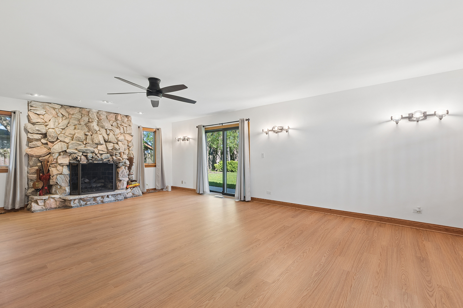 Gallery Image 19