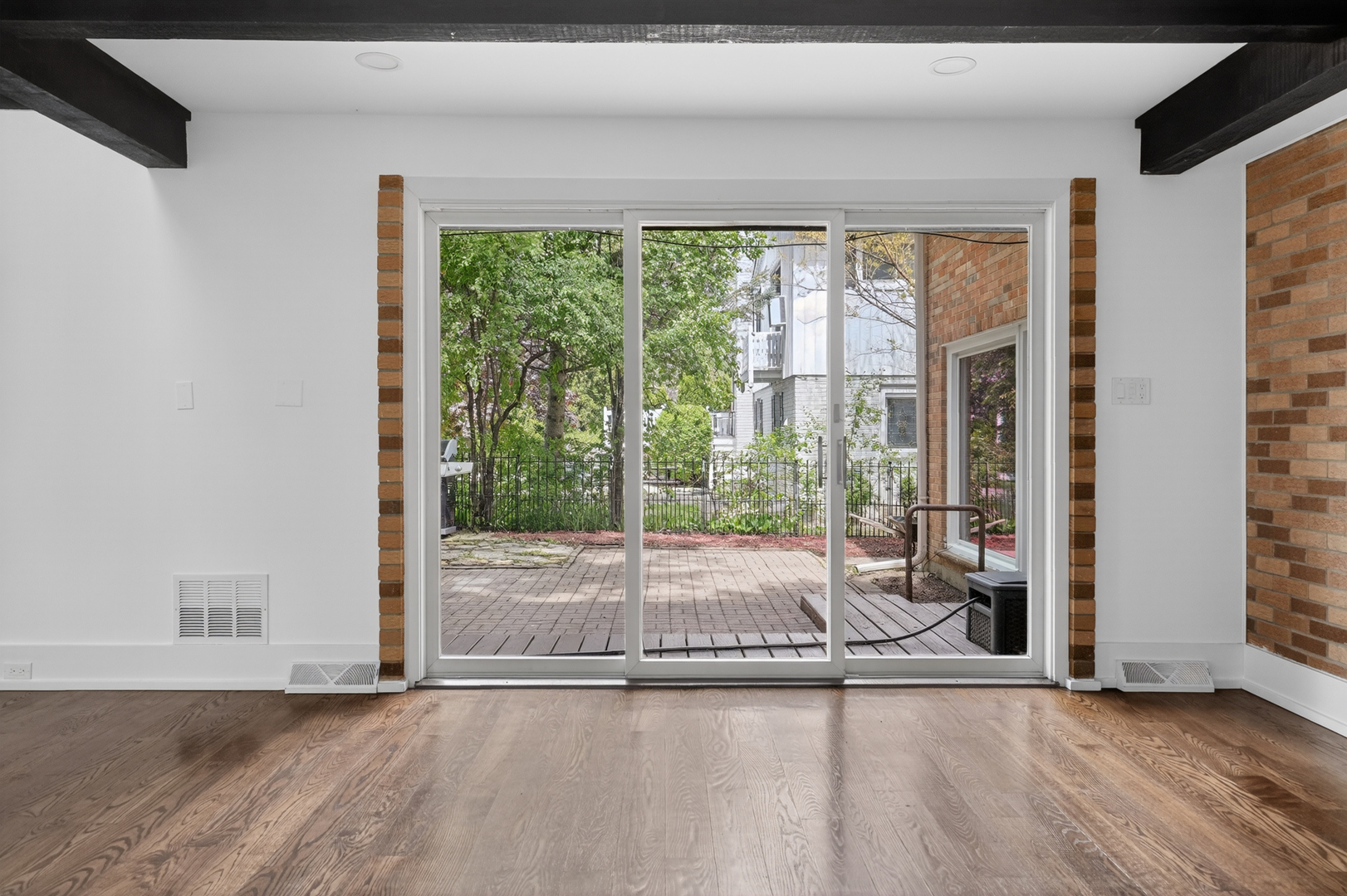 Gallery Image 18