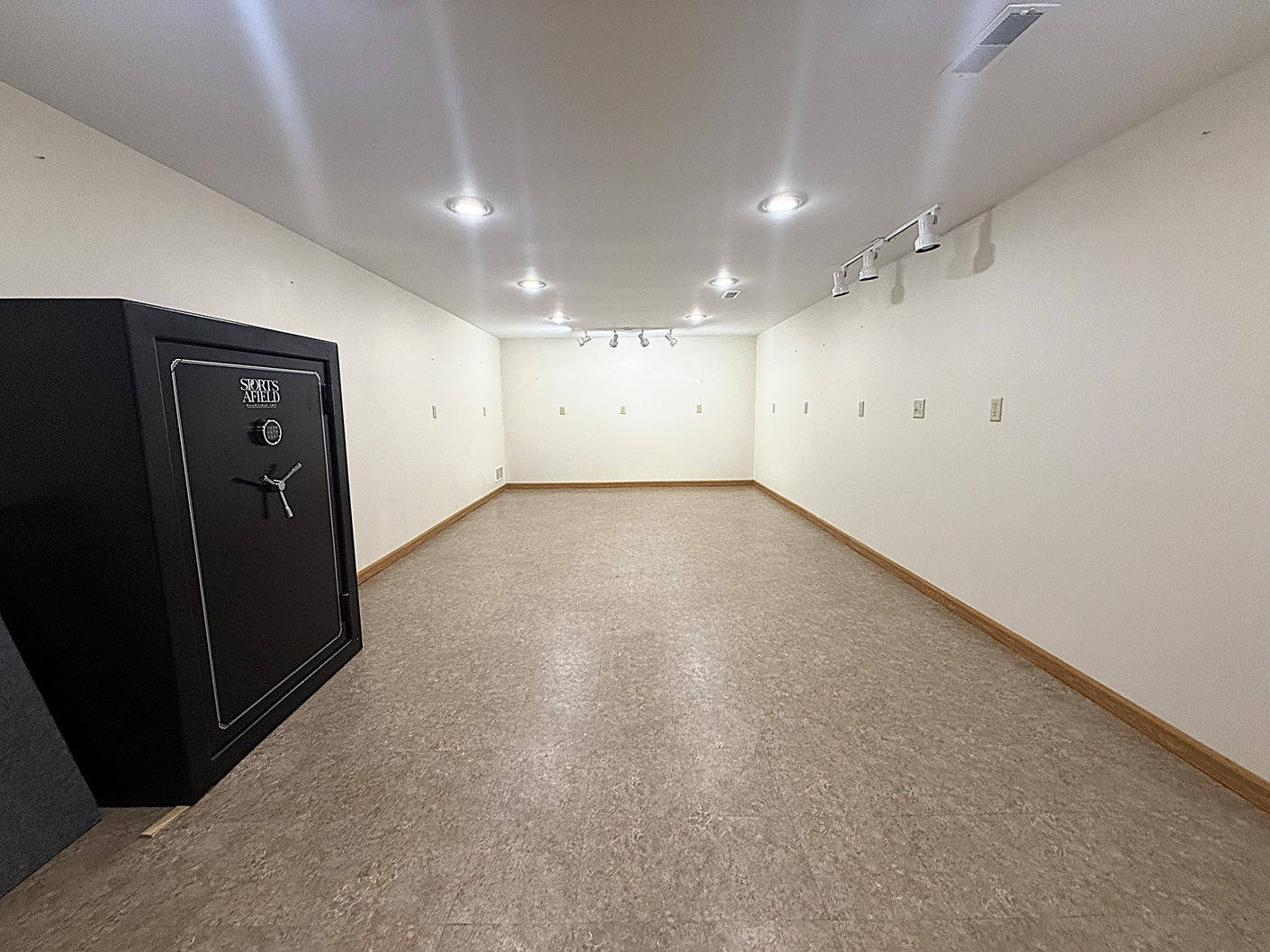 Gallery Image 21