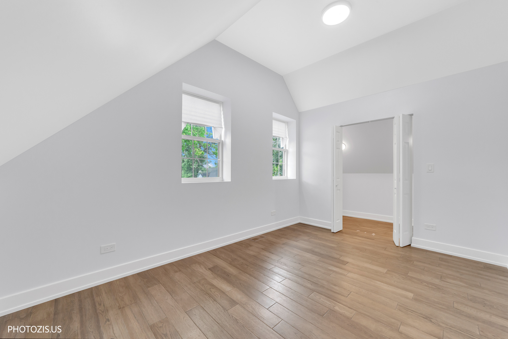 Gallery Image 16