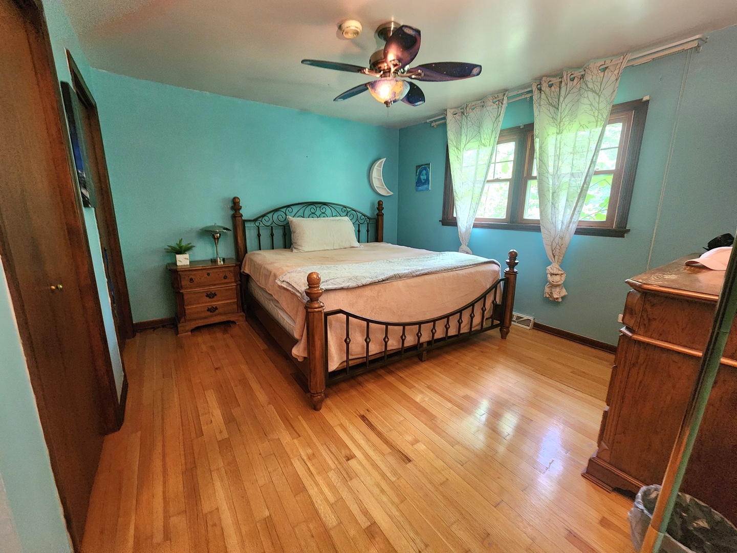 Gallery Image 13