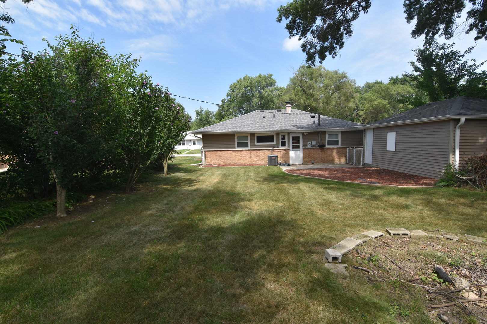 Gallery Image 13