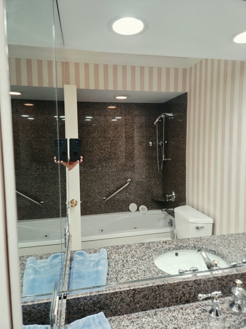 Gallery Image 18