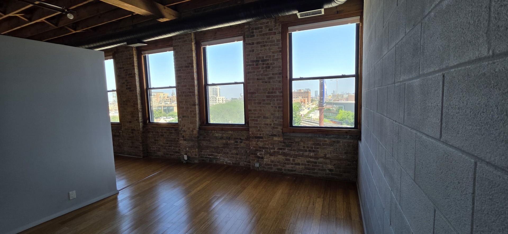 Gallery Image 17