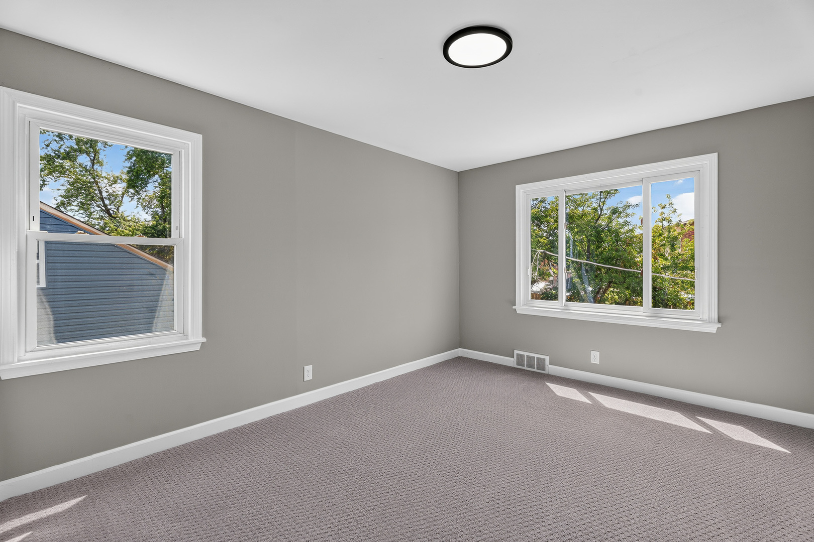 Gallery Image 19