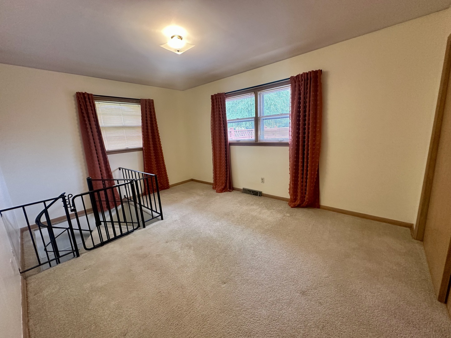 Gallery Image 13