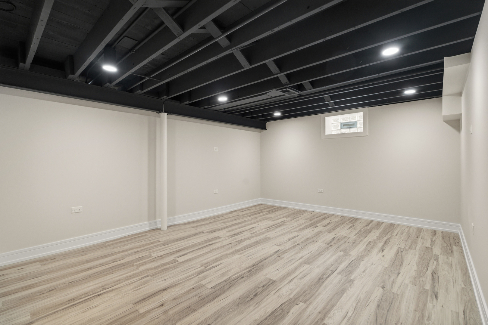 Gallery Image 19