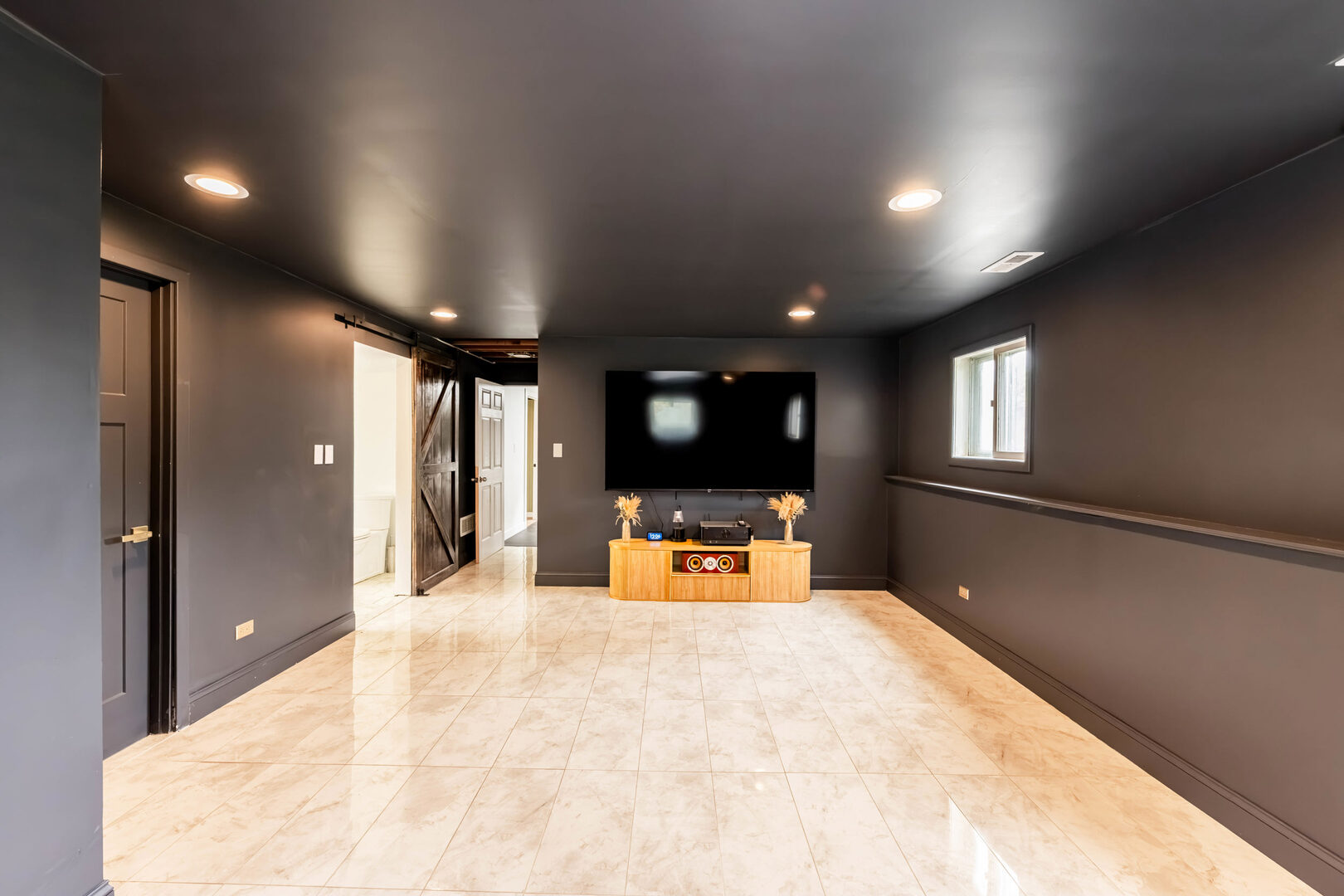 Gallery Image 19