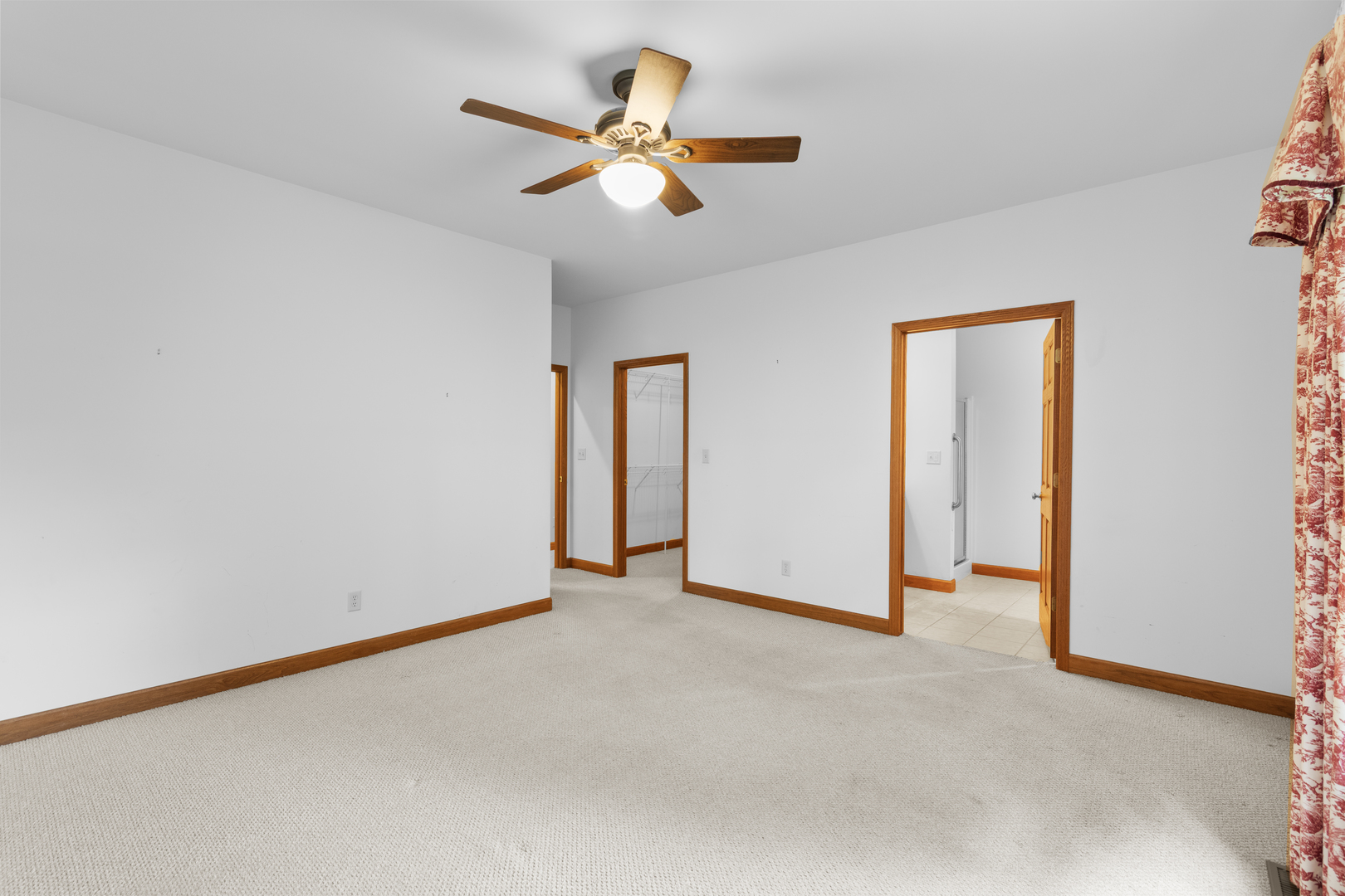 Gallery Image 19